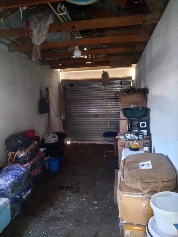 2 Bedroom Property for Sale in Lenasia South Gauteng