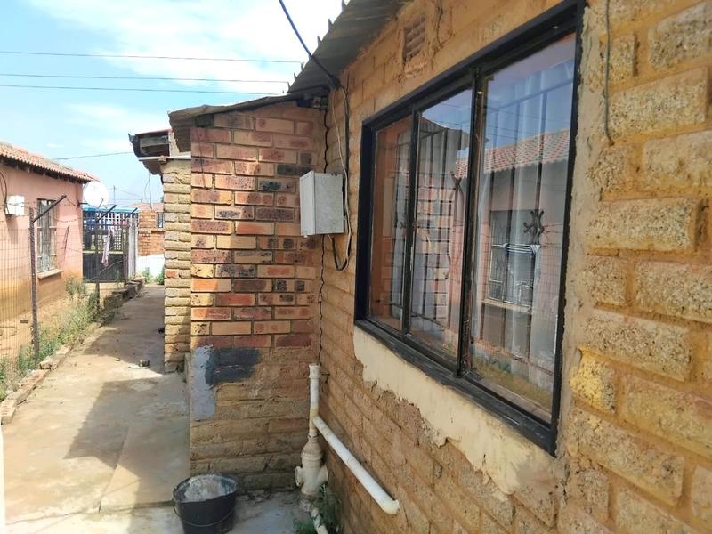 2 Bedroom Property for Sale in Stretford Gauteng