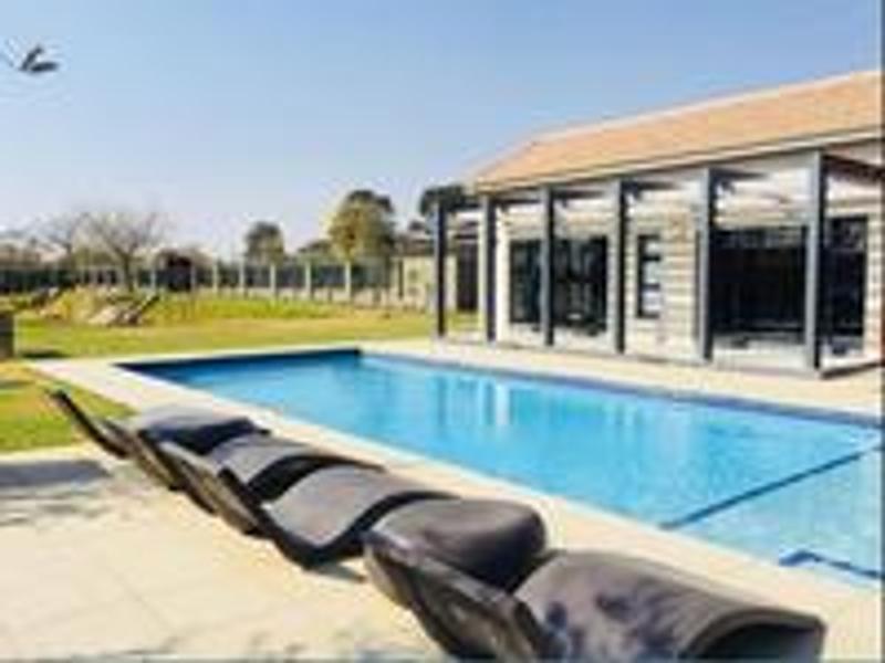 2 Bedroom Property for Sale in Fourways Gauteng