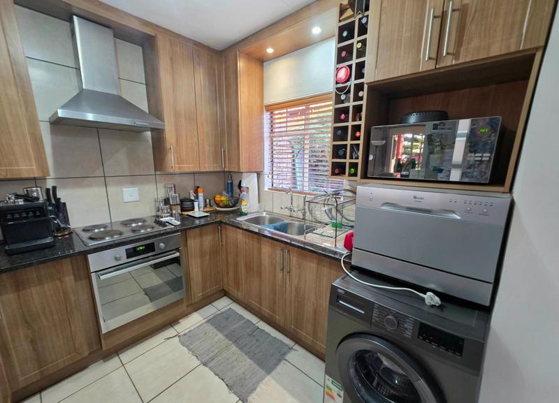 2 Bedroom Property for Sale in Moreleta Park Gauteng