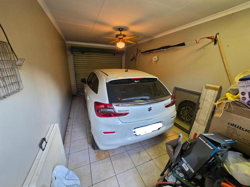 2 Bedroom Property for Sale in Moreleta Park Gauteng