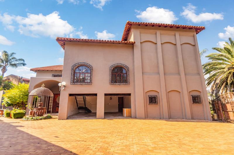 5 Bedroom Property for Sale in Waterkloof A H Gauteng