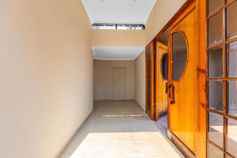 5 Bedroom Property for Sale in Waterkloof A H Gauteng