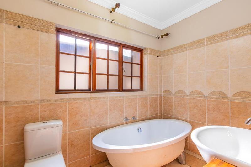 5 Bedroom Property for Sale in Waterkloof A H Gauteng
