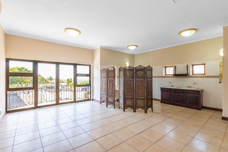 5 Bedroom Property for Sale in Waterkloof A H Gauteng
