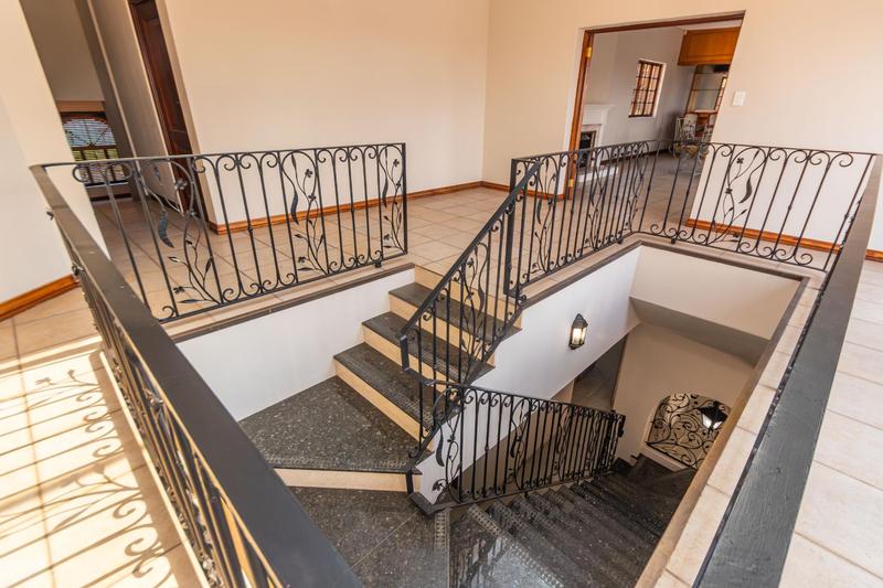 5 Bedroom Property for Sale in Waterkloof A H Gauteng