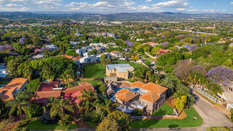 5 Bedroom Property for Sale in Waterkloof A H Gauteng
