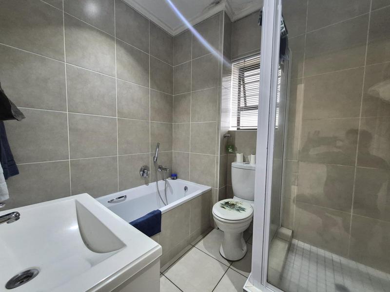 2 Bedroom Property for Sale in Craigavon Gauteng