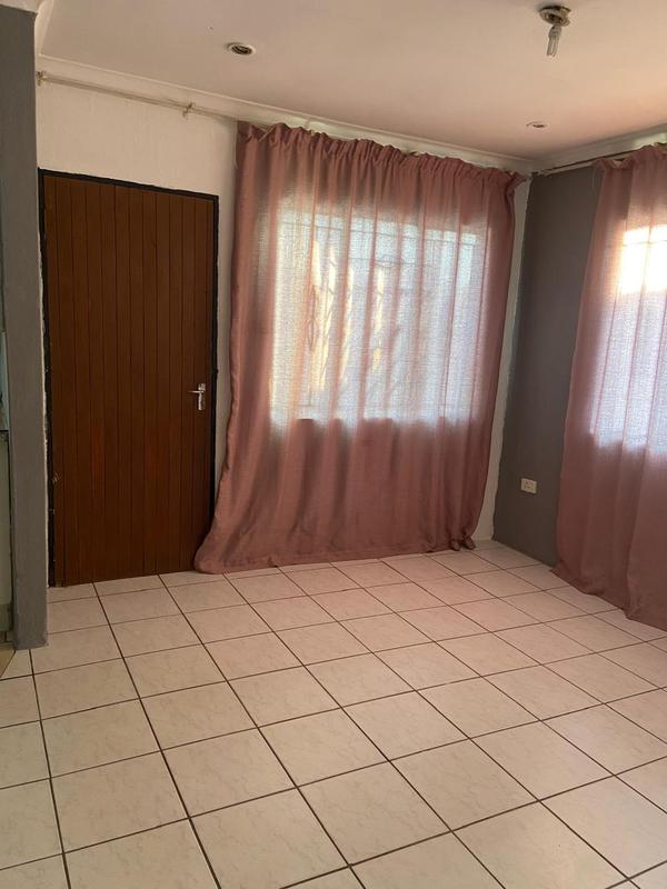 To Let 2 Bedroom Property for Rent in Protea Glen Gauteng