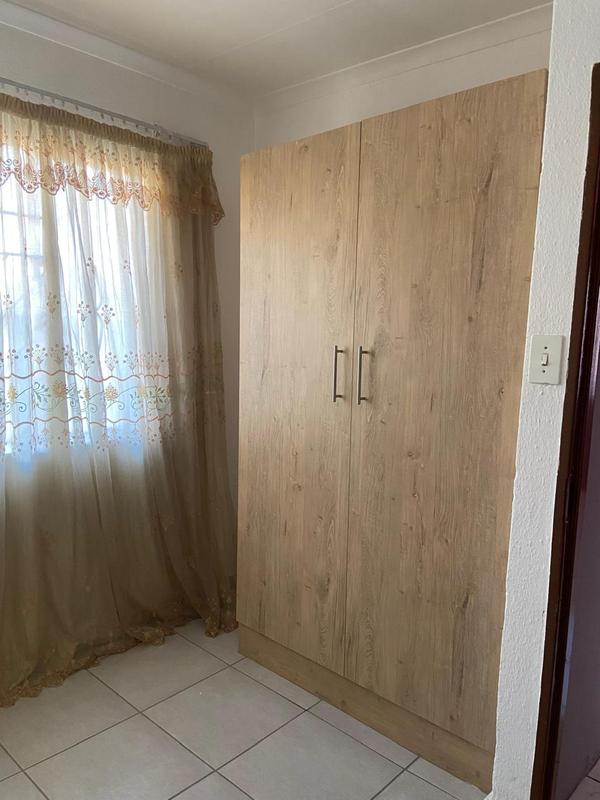 To Let 2 Bedroom Property for Rent in Protea Glen Gauteng