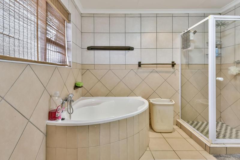 4 Bedroom Property for Sale in Meyersdal Gauteng