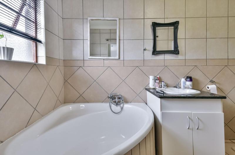 4 Bedroom Property for Sale in Meyersdal Gauteng
