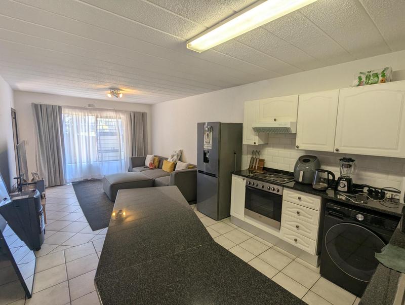 1 Bedroom Property for Sale in Morningside Gauteng