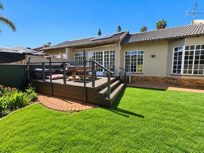 2 Bedroom Property for Sale in Glen Marais Gauteng