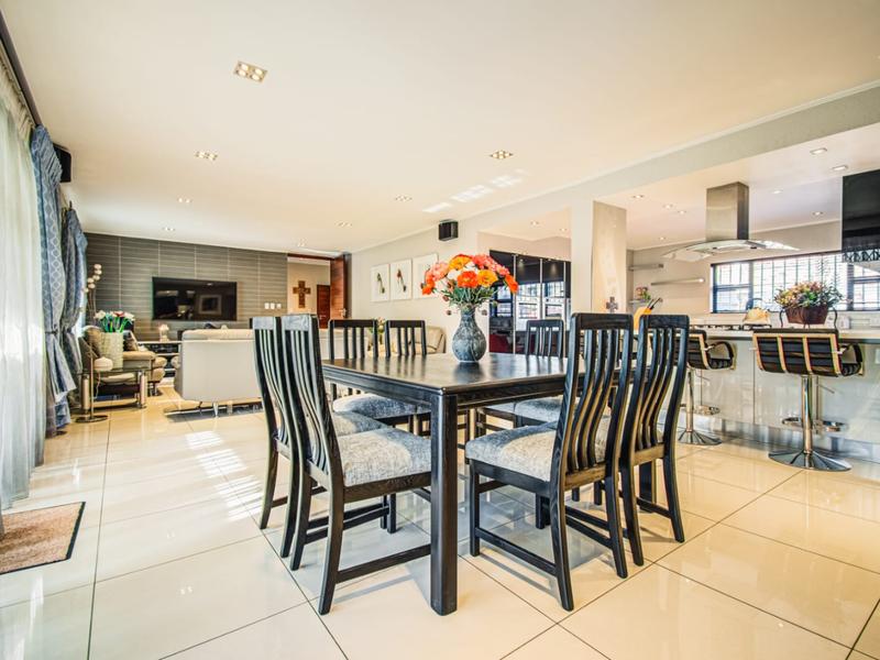 5 Bedroom Property for Sale in Terenure Gauteng