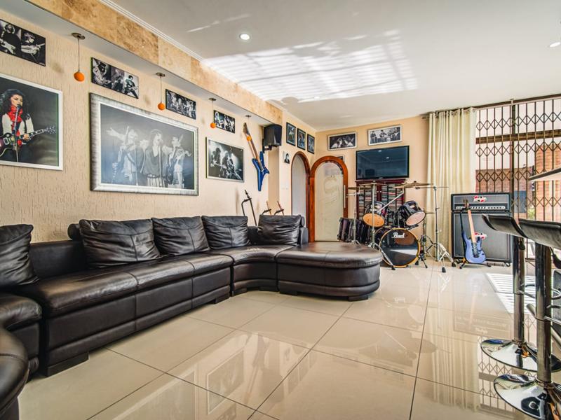 5 Bedroom Property for Sale in Terenure Gauteng