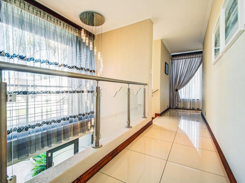 5 Bedroom Property for Sale in Terenure Gauteng