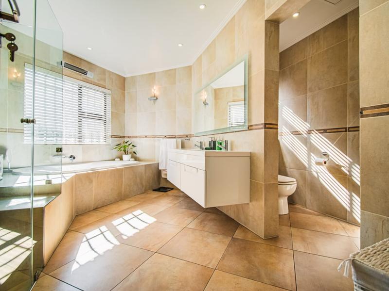 5 Bedroom Property for Sale in Terenure Gauteng