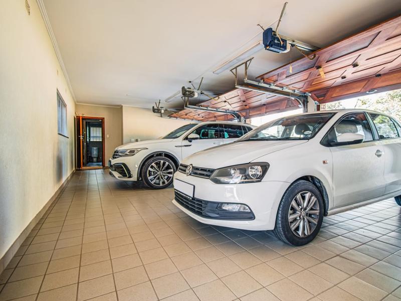 5 Bedroom Property for Sale in Terenure Gauteng