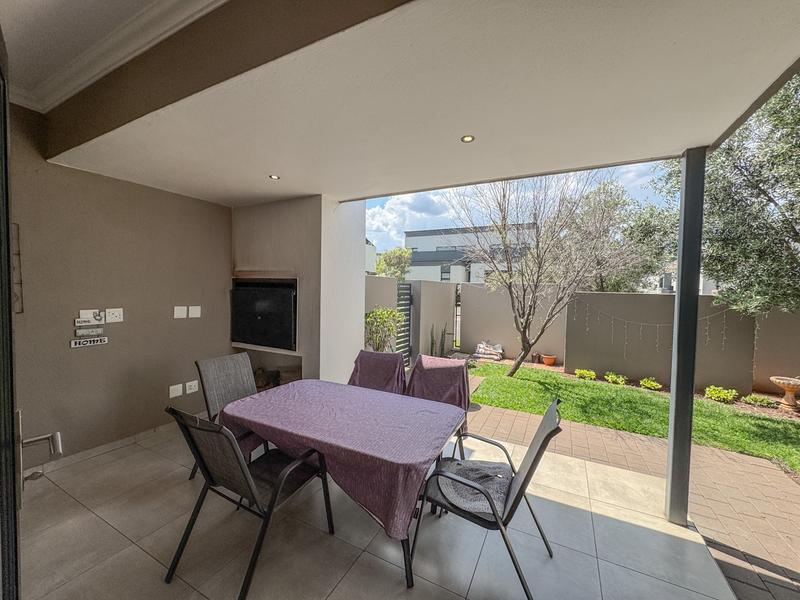 3 Bedroom Property for Sale in Midstream Meadows Gauteng
