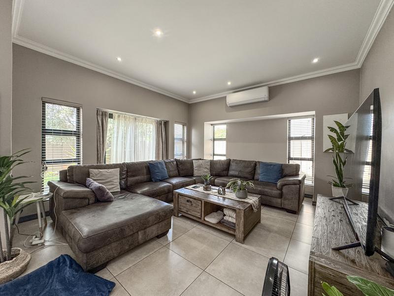 3 Bedroom Property for Sale in Midstream Meadows Gauteng
