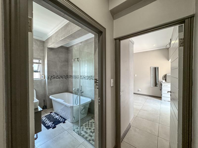 3 Bedroom Property for Sale in Midstream Meadows Gauteng