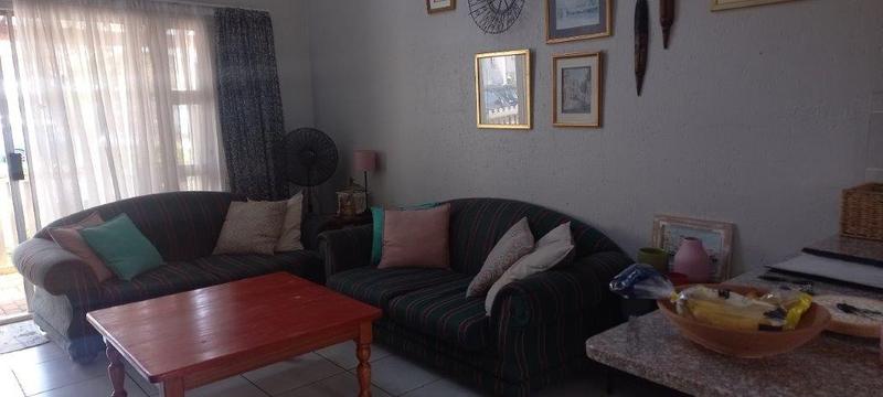 To Let 3 Bedroom Property for Rent in Greenstone Hill Gauteng