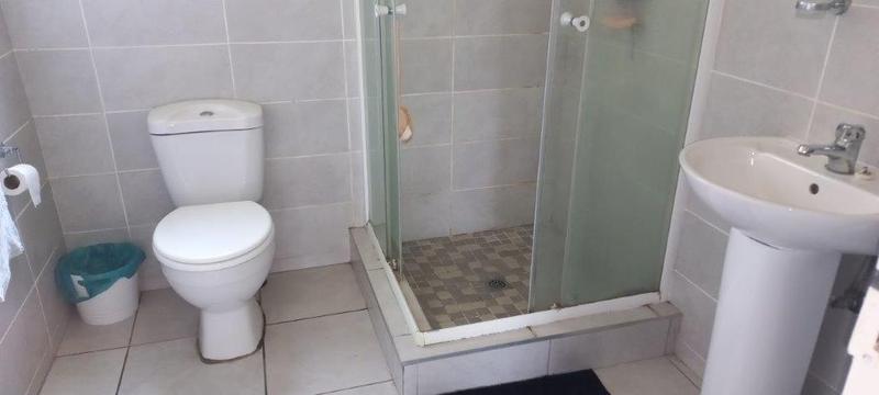 To Let 3 Bedroom Property for Rent in Greenstone Hill Gauteng
