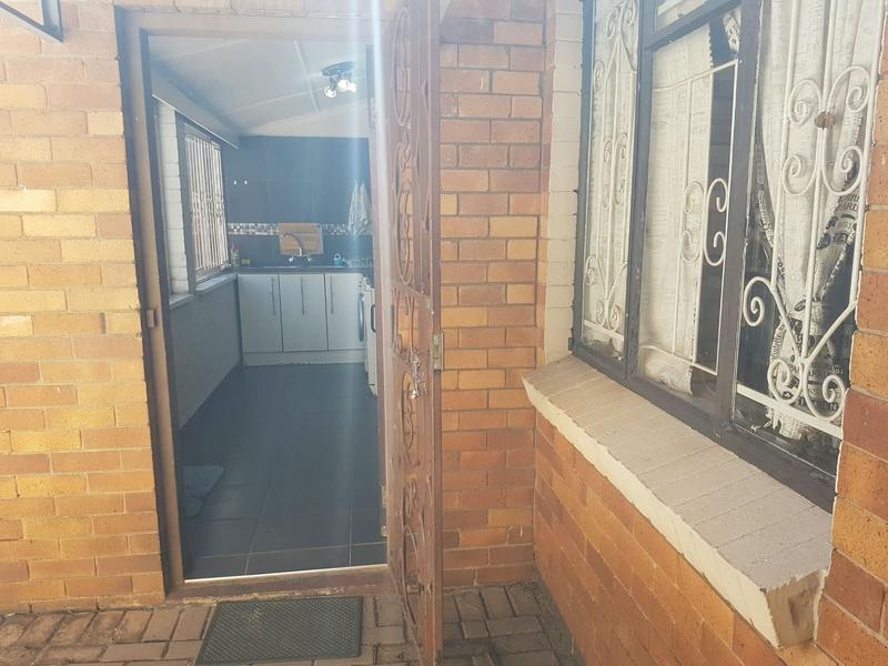 3 Bedroom Property for Sale in Sunnyridge Gauteng