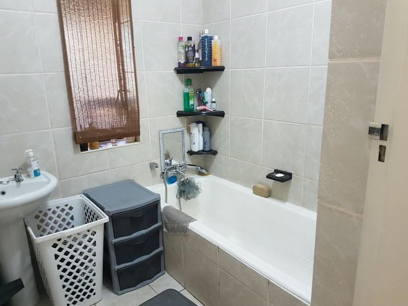 3 Bedroom Property for Sale in Sunnyridge Gauteng