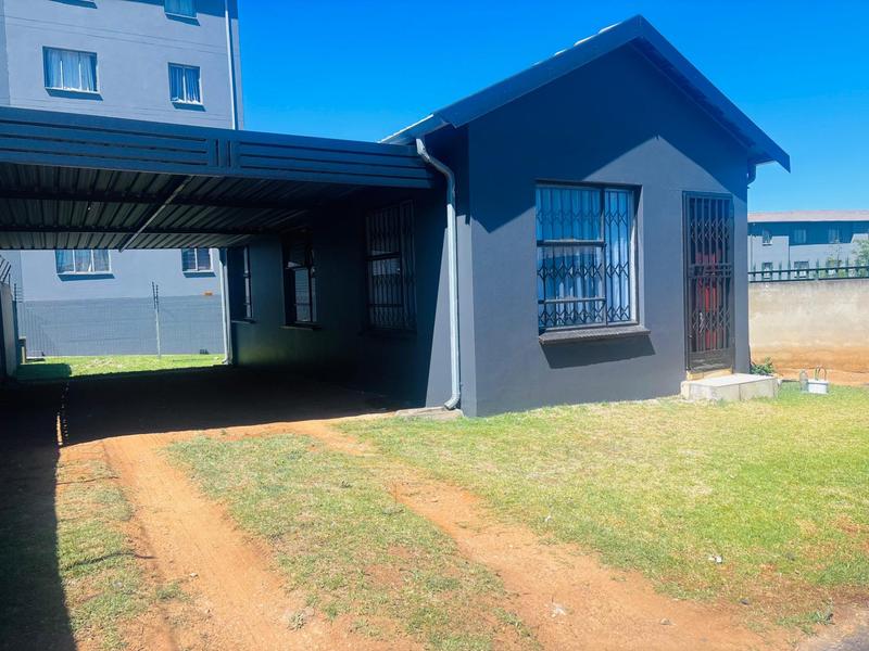 3 Bedroom Property for Sale in Fleurhof Gauteng