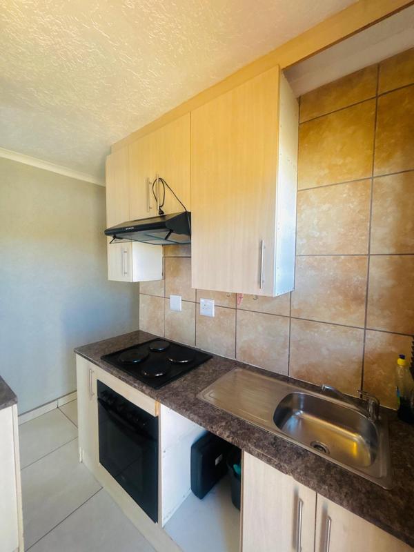 3 Bedroom Property for Sale in Fleurhof Gauteng