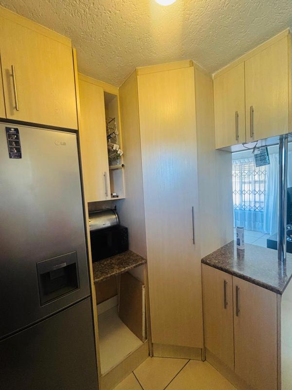 3 Bedroom Property for Sale in Fleurhof Gauteng