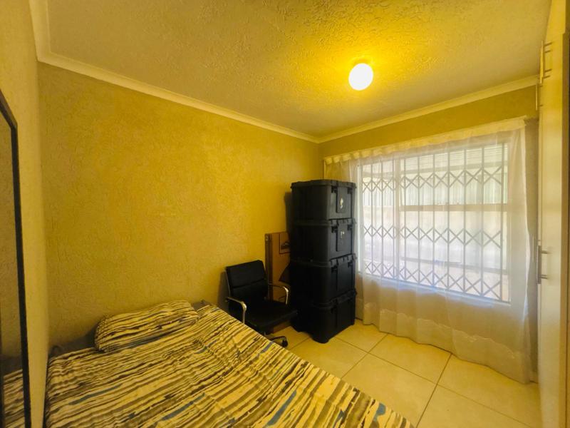 3 Bedroom Property for Sale in Fleurhof Gauteng