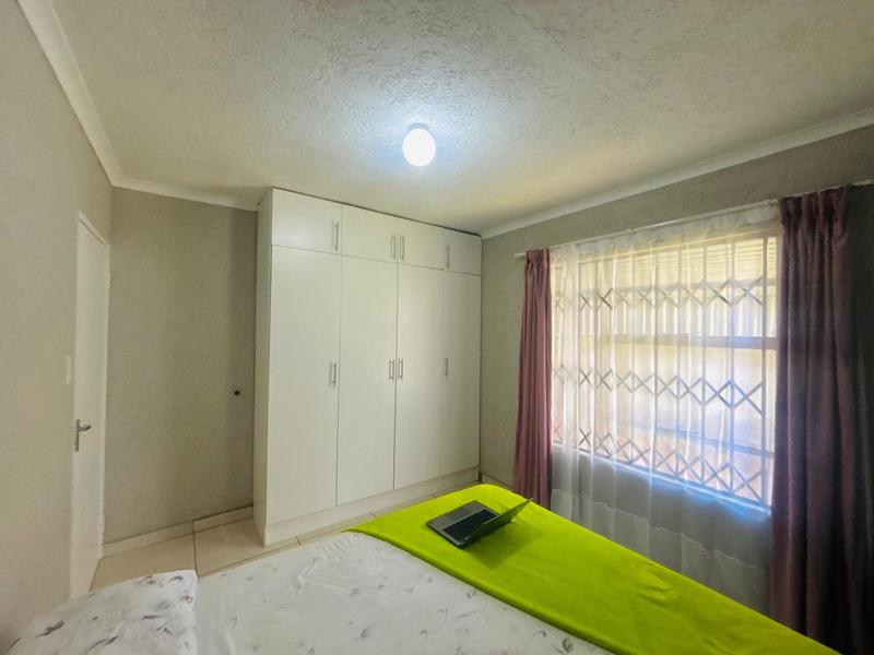3 Bedroom Property for Sale in Fleurhof Gauteng