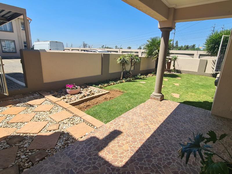 To Let 2 Bedroom Property for Rent in Dalpark Ext 1 Gauteng