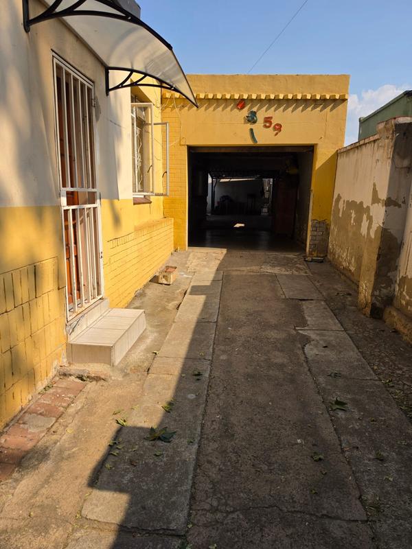 1 Bedroom Property for Sale in Forest Hill Gauteng