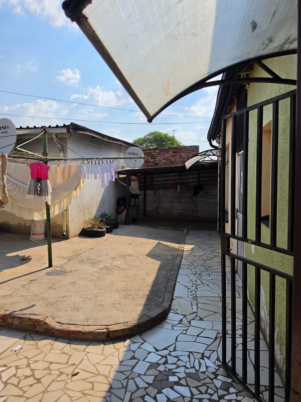 1 Bedroom Property for Sale in Forest Hill Gauteng