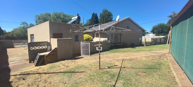 3 Bedroom Property for Sale in Witpoortjie Gauteng