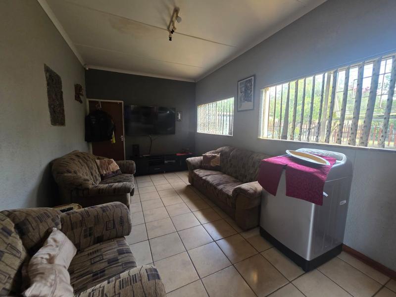3 Bedroom Property for Sale in Greenhills Gauteng