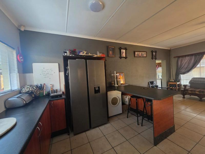 3 Bedroom Property for Sale in Greenhills Gauteng