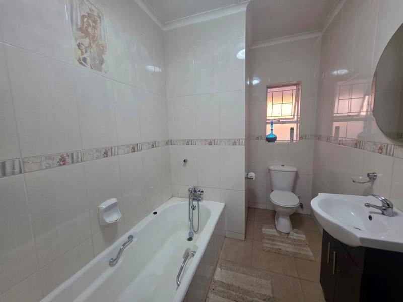 3 Bedroom Property for Sale in Greenhills Gauteng
