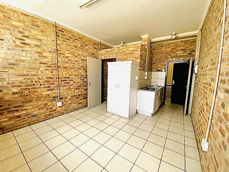 1 Bedroom Property for Sale in Bertrams Gauteng