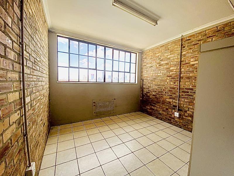 1 Bedroom Property for Sale in Bertrams Gauteng