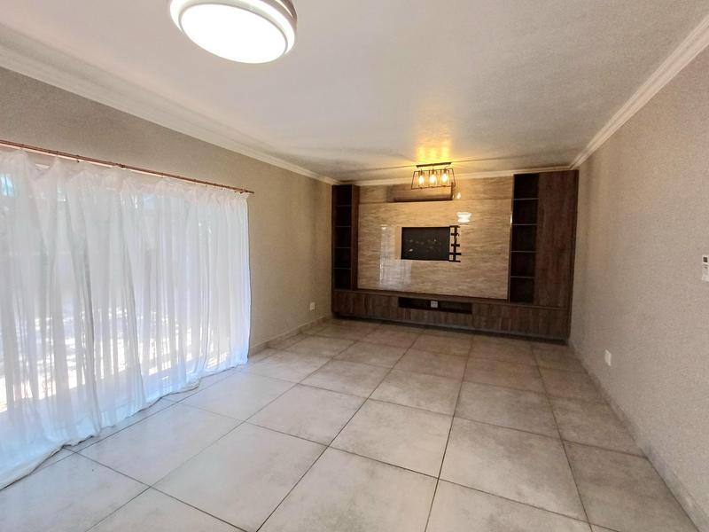4 Bedroom Property for Sale in Laudium Gauteng