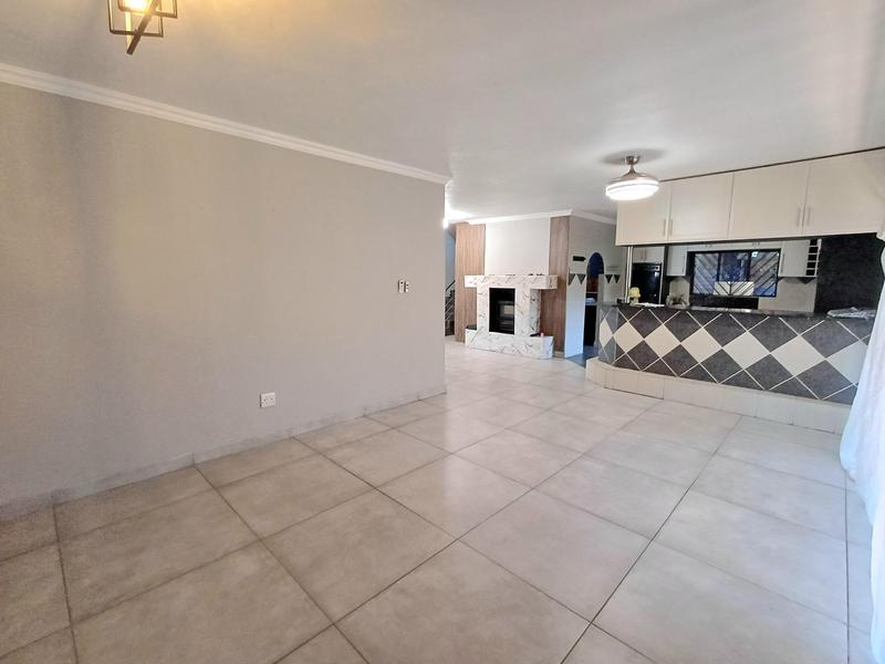 4 Bedroom Property for Sale in Laudium Gauteng