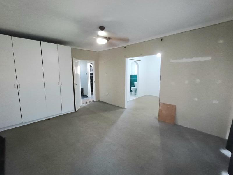 4 Bedroom Property for Sale in Laudium Gauteng