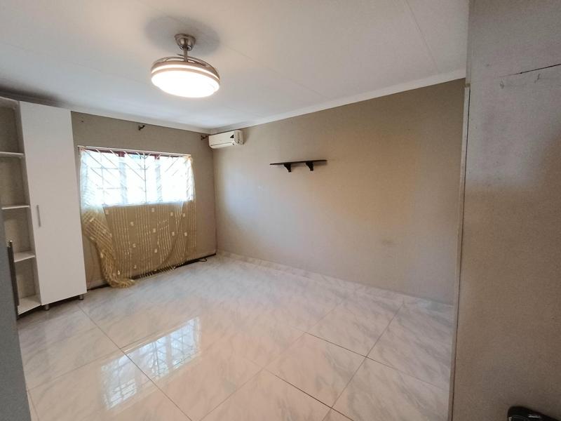 4 Bedroom Property for Sale in Laudium Gauteng