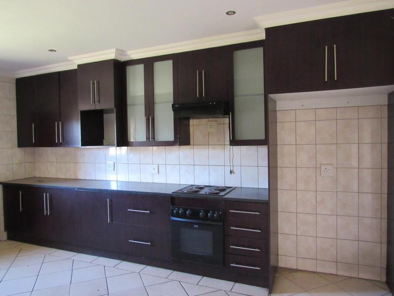 To Let 5 Bedroom Property for Rent in Savannah Country Estate Gauteng