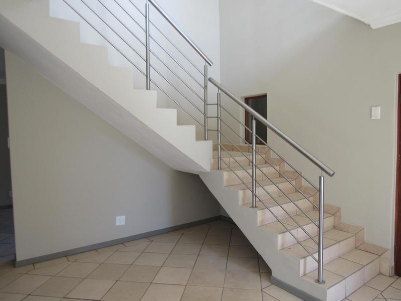 To Let 5 Bedroom Property for Rent in Savannah Country Estate Gauteng